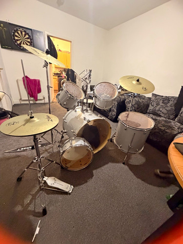 Acoustic drum kit set - kit, analogue