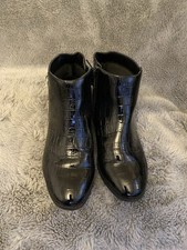 Ted Baker girls patent leather boots - UK4 / EU 37