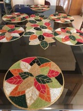 Multicolor Beads Leaves Design