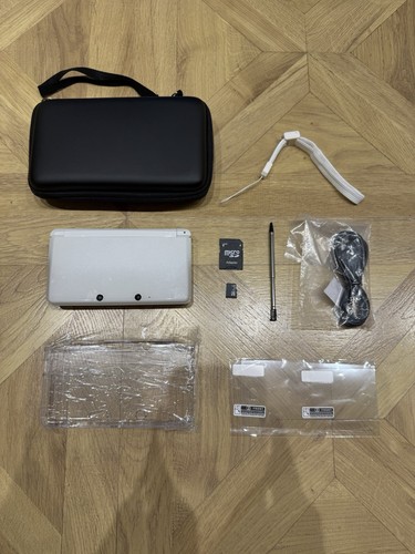 White nintendo 3ds - 3ds, bundle
