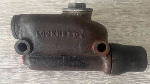 Brake master cylinder - brake,