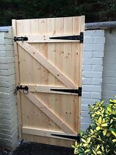 WOODEN GARDEN GATE! HEAVY DUTY GATE T&G FREE T HINGES & TOP BOLT 