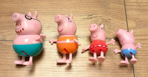 Peppa pig family - pig,