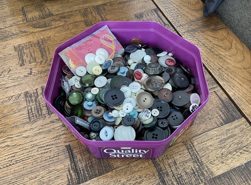 Job lot vintage - lot, buttons