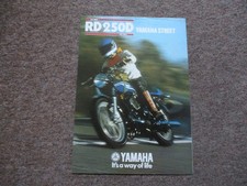 1977, brochure... Yamaha RD