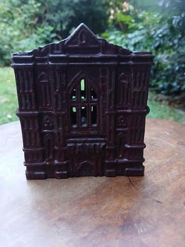 Antique cast iron - antique, bank
