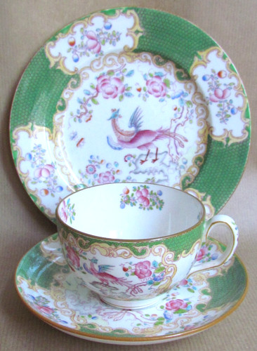 Mintons green cockatrice trio - cockatrice,