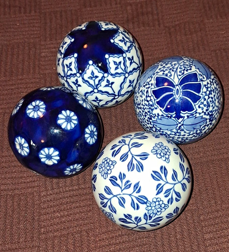 Vintage ceramic carpet balls - vintage,