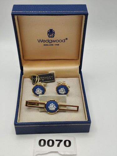 Wedgwood blue white ship - &,