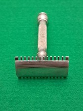 Vintage Foreign Old Type Open Comb Razor