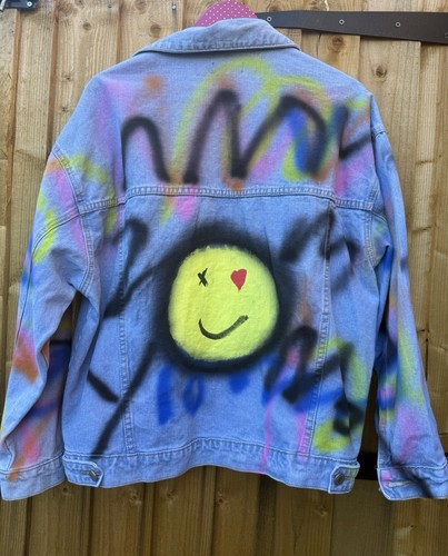Custom graffiti statement - graffiti,