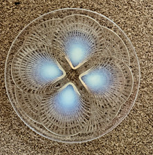R. LALIQUE COQUILLE PLATE
