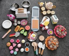 Large Bundle of Wooden Food and toy kitchen items (100+ pieces)