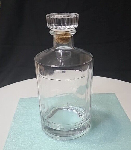 Suntory decanter hibiki - decanter,