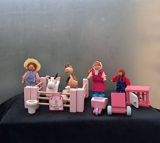 Rosebud Farm from Early