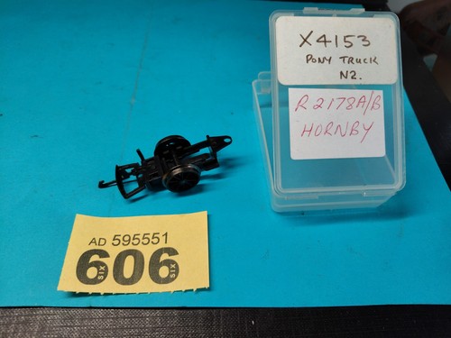 Hornby gauge locomotive - hornby, `oo