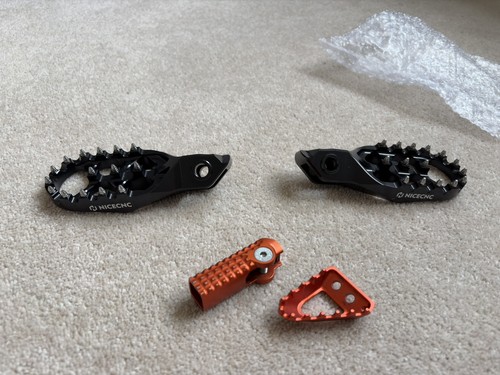 Nicecnc foot pegs - nicecnc,