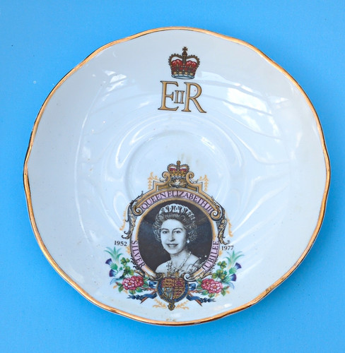 Liverpool road pottery queen - road,