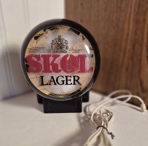 Vintage beer pump bar - vintage, light