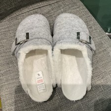 TU SAINSBURYS SLIPPERS SIZE