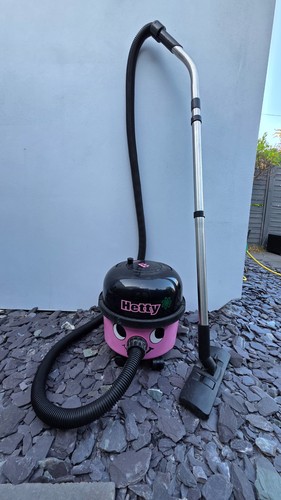 Hetty henry hoover - henry, vacuum