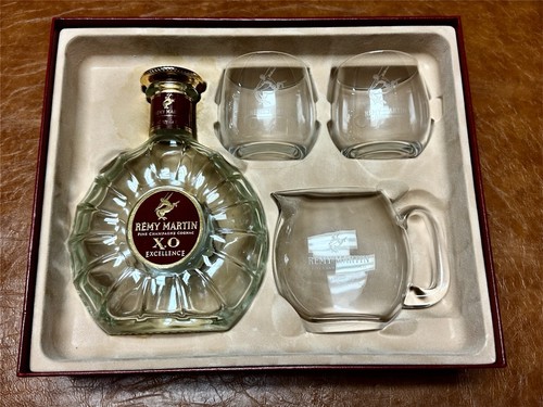 Remy martin bottle gift - bottle,