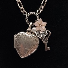Azuni London Silver Pendant