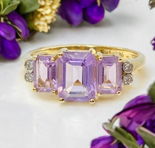 Amethyst diamond ring - 9ct, gold
