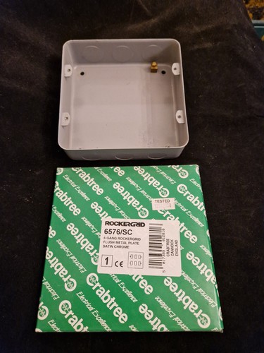 Crabtree 6576 flush - 6576/sc, 6g