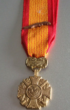 Superb UNITED STATES  - SOUTH VIETNAM GALLANTRY CROSS with PALM MINI SIZE MEDAL