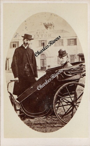 Scarce cdv couple - bath, chair