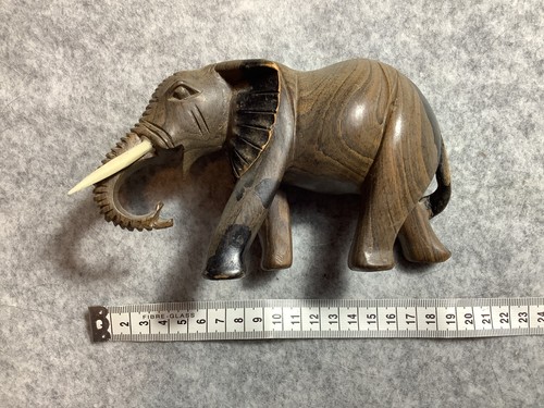 Wooden elephants long - wooden,