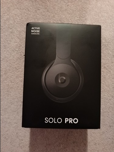 Beats dre solo - by,