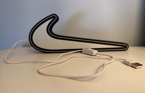 Nike tick illuminated night - nike,