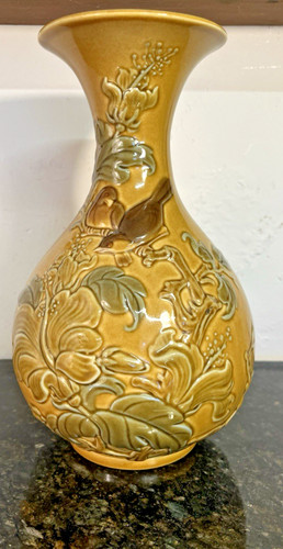 Lladro relief bird vase honey - bird,