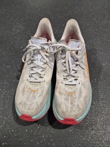 Hoka one - hoka,