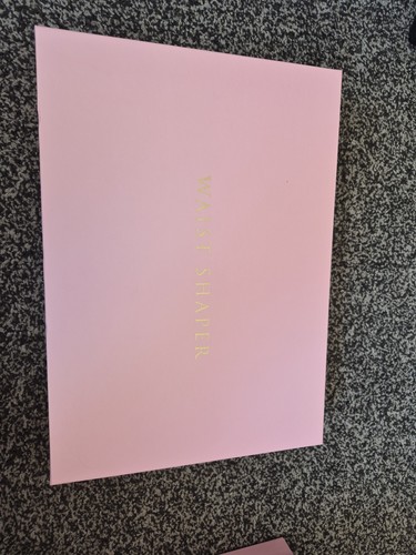 Pack empty pink - of,