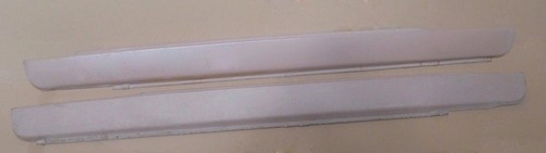 Pair under door set - door, sills
