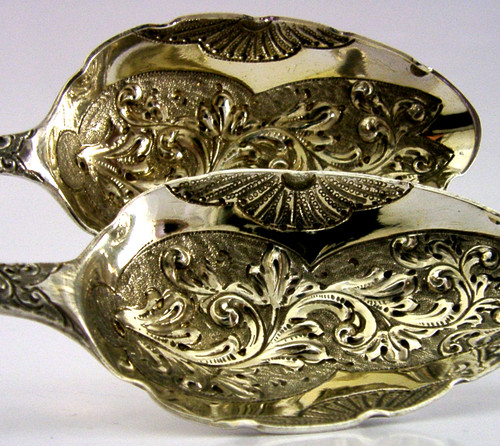 Georgian sterling silver berry - silver,