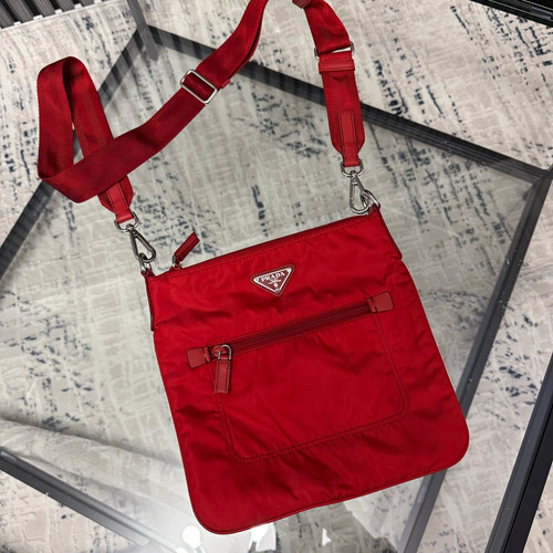 Prada nylon red - re-nylon,