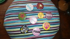 9 Vintage 80s pin badges