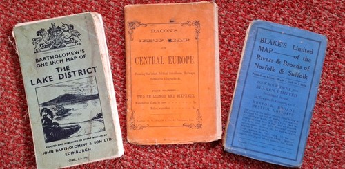 Vintage cloth linen maps - vintage,