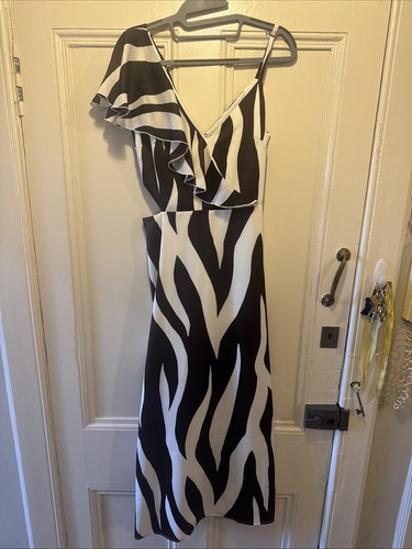 Warehouse animal print cut out - animal,