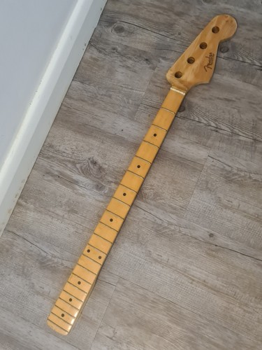 Fender precision bass - fender,