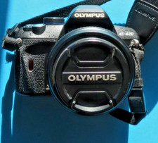 Olympus E-420 Digital SLR