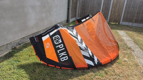 Kitesurfing kiteboarding kite - kitesurfing,