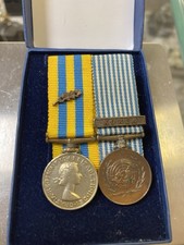 Pair Korea Miniature Medals & Oak leaf - United Nations Medal