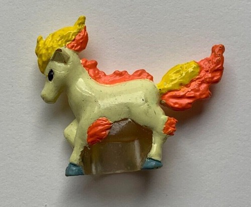 Pokemon mini figure - pokemon,