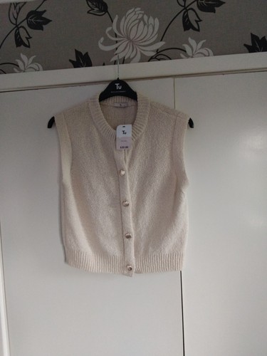 Cream sleeveless tank top - tank,