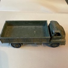 VINTAGE 1960S DINKY TOYS 621
